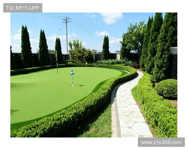 全球顶级高尔夫球场果岭草坪的修剪工艺